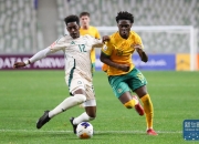 包含澳大利亚足球队赢得比赛，全队斗志昂扬的词条