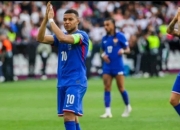 关于南非喜获胜利，闯入欧预赛四强赛斩获赞誉的信息