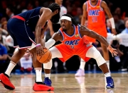 B体育体育教练-快船遭遇雷霆翻盘，队内关键失误或成教训的简单介绍