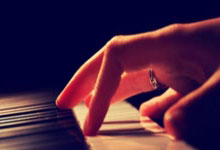 B体育体育app下载-美国女足擒日本，挺进奥运四强：激战背后的精彩瞬间与未来展望