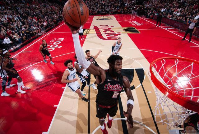 开拓者遭遇爵士反扑,客场失利 开拓者遭遇爵士反扑,客场失利