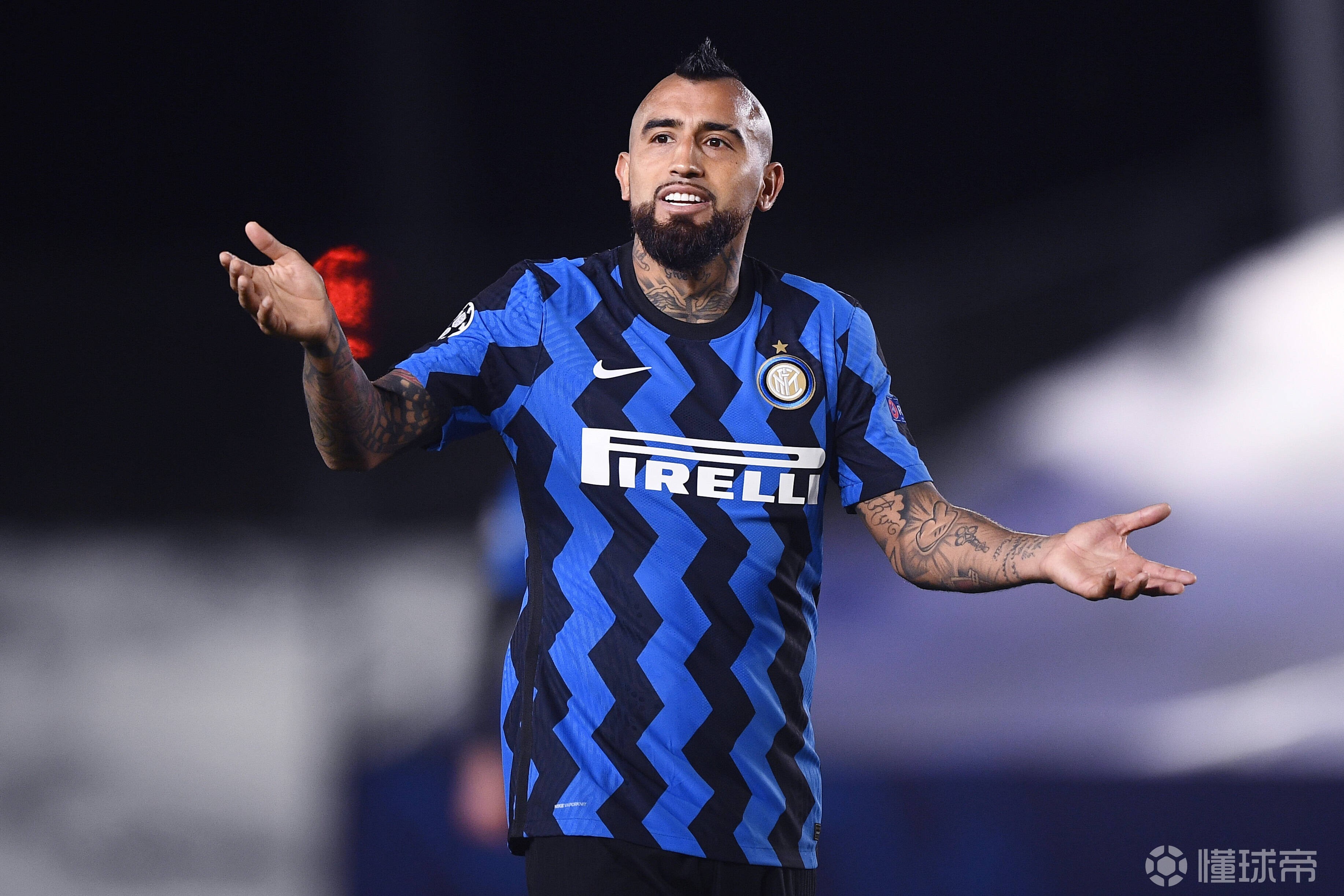 鹈鹕队后防线不力吞下失利苦果,球队盼回到正轨 鹈鹕队后防线不力吞下失利苦果,球队盼回到正轨