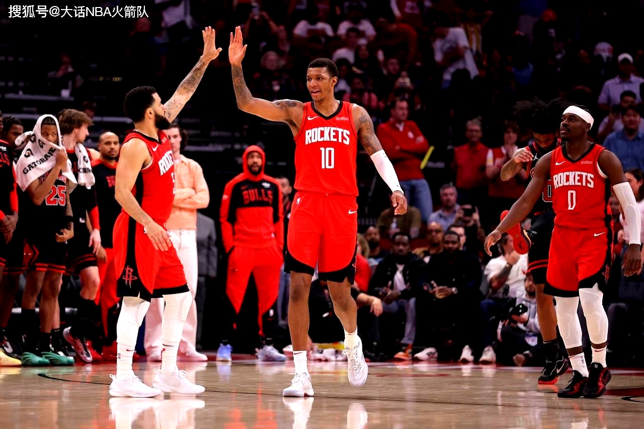 爵士击败篮网,掘金逆袭勇士,悬念重重的简单介绍 爵士击败篮网,掘金逆袭勇士,悬念重重的简单介绍