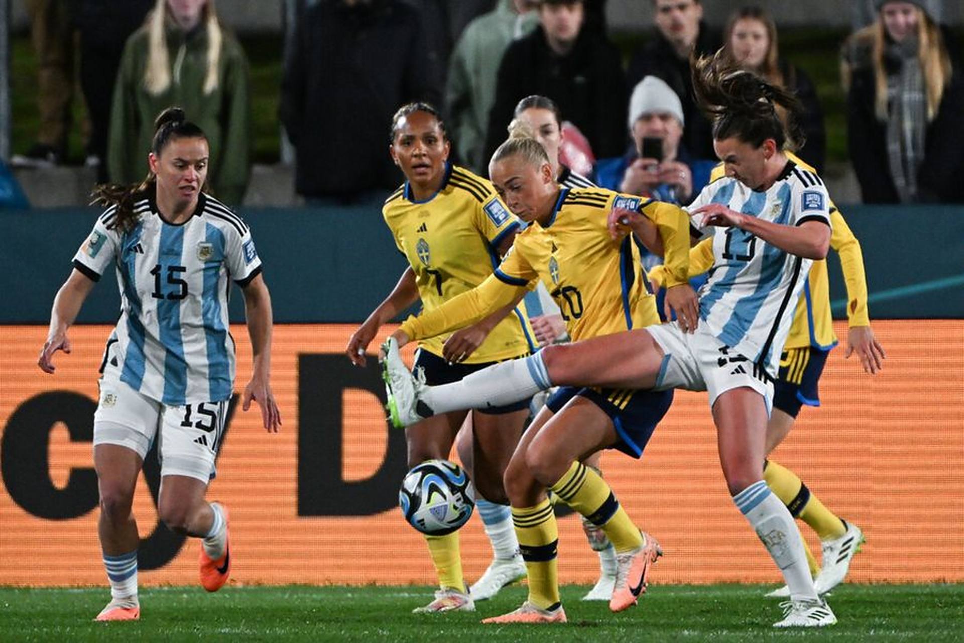 关于瑞典女足战绩低迷,战术调整紧迫进行的信息 关于瑞典女足战绩低迷,战术调整紧迫进行的信息