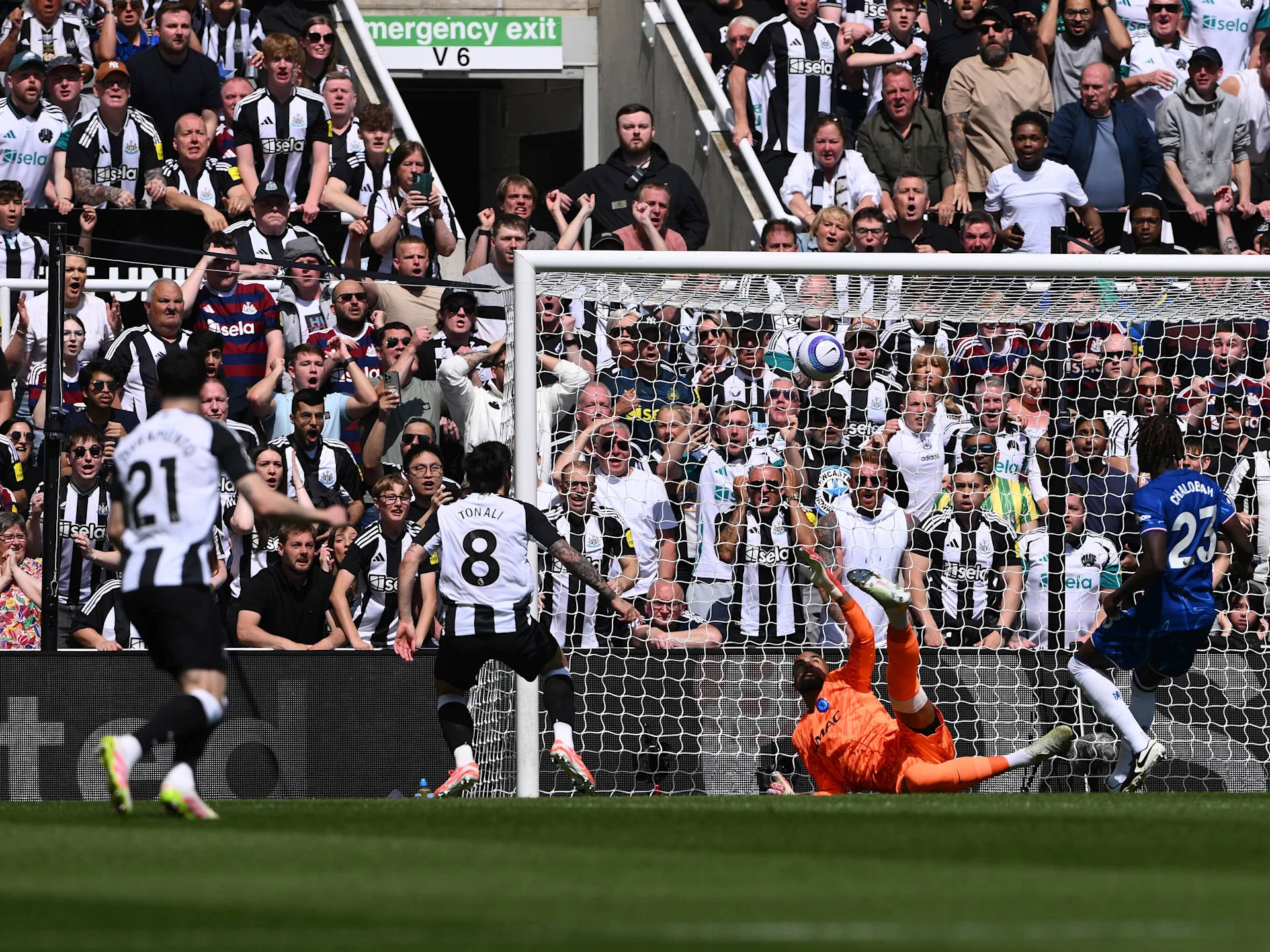 切尔西客场战平阿贾克斯,半决赛悬念继续的简单介绍 切尔西客场战平阿贾克斯,半决赛悬念继续的简单介绍