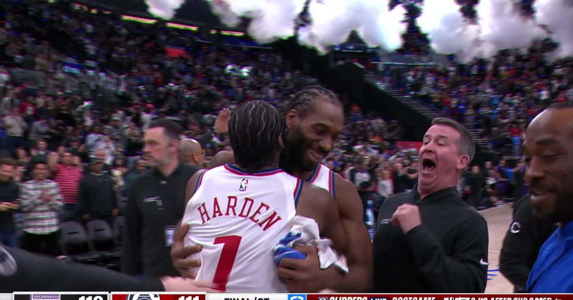 包含猛龙客场擒篮网取得胜利，伦纳德全场最高分率队胜出的词条