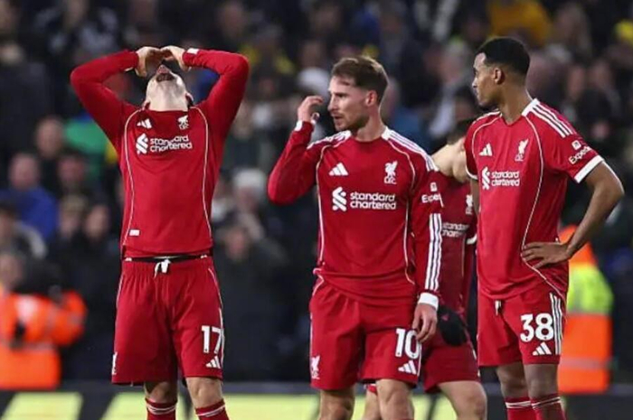 包含利兹联客场逆转击败哈德斯菲尔德，英超前四希望再现的词条